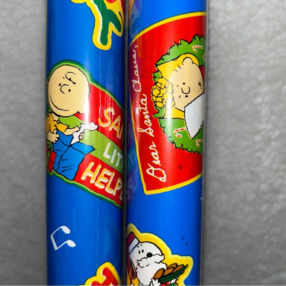 Peanuts 2012 Christmas Gift Wrap 20 sq ft 2 rolls Snoopy Charlie Sally Brown